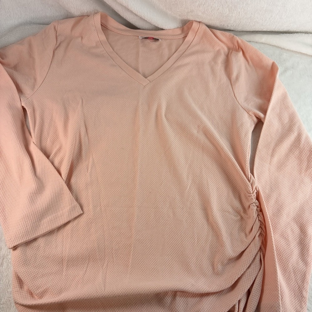 Times Two Maternity Pink V-Neck Long Sleeve Top Textured S See Meas Ruched Sides